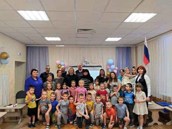 «Выпускной в академии»