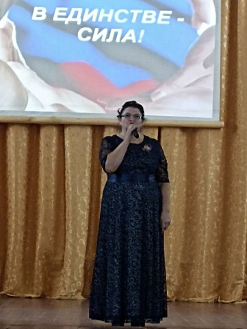 photo 5305436611439353151 y