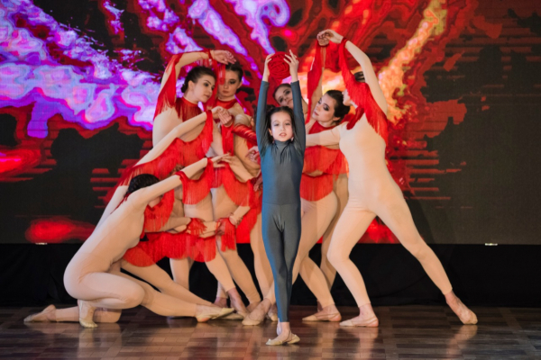 Показ коллекции по итогу III Международного конкурса «Атом-кутюр» переносится в связи с эпидемиологической обстановкой