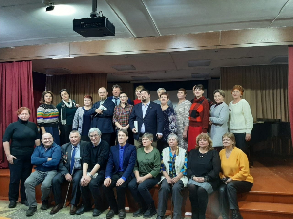 2 декабря в Удомельской детской школе искусств состоялся показ документальной ленты Олега Штрома «Совьетичи», посвященный Дню Неизвестного Солдата.