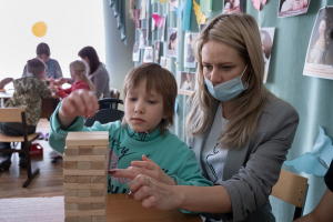 В Удомельском детском доме устроили день красоты