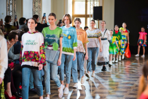 В Москве прошел гала-показ коллекции победителей II Международного конкурса &laquo;Атом-кутюр&raquo;
