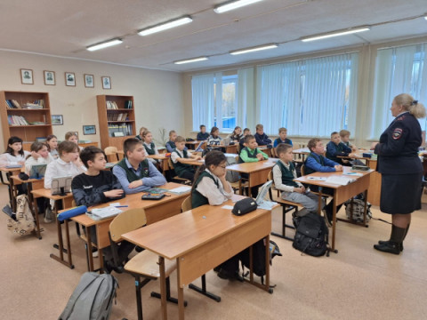 Сотрудники Удомельской Госавтоинспекции приняли участие в Едином дне профилактики