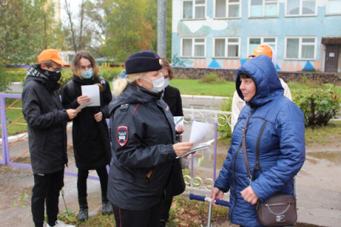 В Удомле прошла акция &laquo;Безопасная поездка в автомобиле&raquo;.