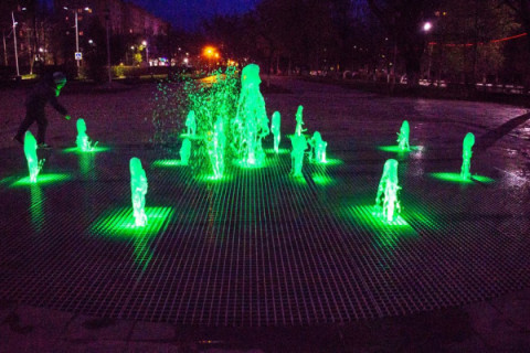 15 мая после зимнего перерыва начал работать фонтан на бульваре Энергетиков