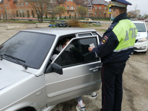 Сотрудники удомельской Госавтоинспекции продолжают проводить профилактическое мероприятие &laquo;Тонировка&raquo;.