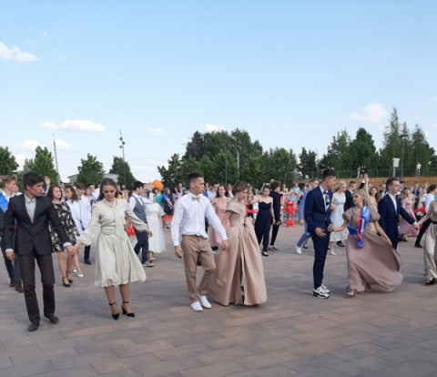 Удомля вошла в число призеров конкурса на лучшее проведение общегородского выпускного со &laquo;Школой Росатома&raquo;!