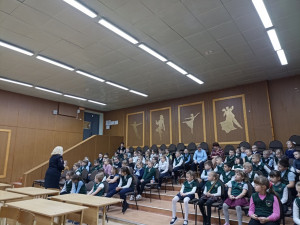 Открытое познавательное занятие по Правилам дорожного движения &laquo;Дорожные ловушки&raquo; прошло в Удомельской первой школе.