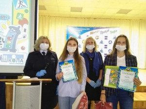 В Удомле сотрудники Госавтоинспекции подвели итоги конкурса &laquo;Победе &ndash; безопасные дороги&raquo;.