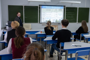 Профориентационные встречи с удомельскими школьниками провел представитель НИЯУ МИФИ