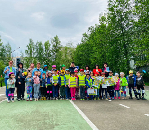 В Удомле малыши участвовали в муниципальной квест-игре &laquo;Безопасная дорога&raquo;