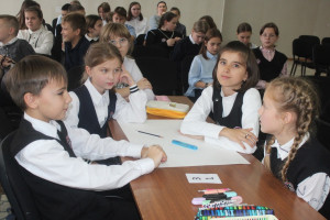 В Удомле школьники участвовали в игре &laquo;Секреты пешеходного мастерства&raquo;