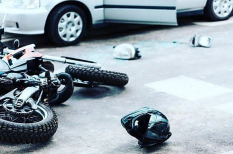 С наступлением весны на автодороги начали выезжать владельцы двухколесных транспортных средств: мотоциклов, скутеров, мопедов