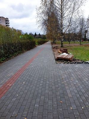 Укладка тротуаров брусчаткой по проспекту Курчатова