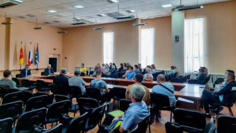 19 августа состоялась встреча предпринимателей ТЦ &laquo;Русь&raquo; и ТЦ &laquo;Е&raquo; с Главой Удомельского городского округа