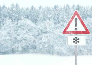 Удомельская Госавтоинспекция обращает внимание участников дорожного движения на неблагоприятные погодные условия