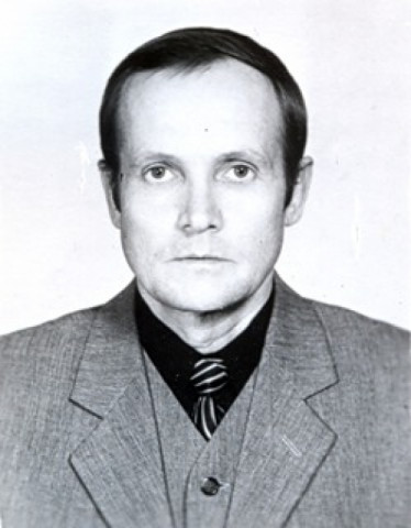 9 ноября 2021 года на  71 году ушел из жизни Игнатьев Владимир Ипатович, депутат Удомельской городской Думы.