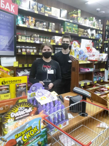 В Удомельском городском округе продолжаются проверки объектов розничной торговли по соблюдению масочного режима