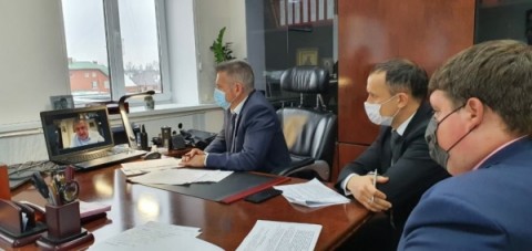 3 декабря 2020 года в Администрации Удомельского городского округа в режиме видеоконференцсвязи состоялся онлайн-диалог на тему: распространение коронавирусной инфекции (COVID-19) на территории муниципалитета.