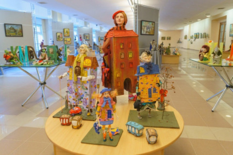 5 августа в Центре общественной информации Калининской АЭС состоится открытие выставки &laquo;Солнечное сплетение&raquo;